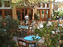 O Glikis in the Plaka, Athens