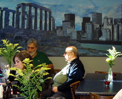 To Palia Gietonias taverna athens greece