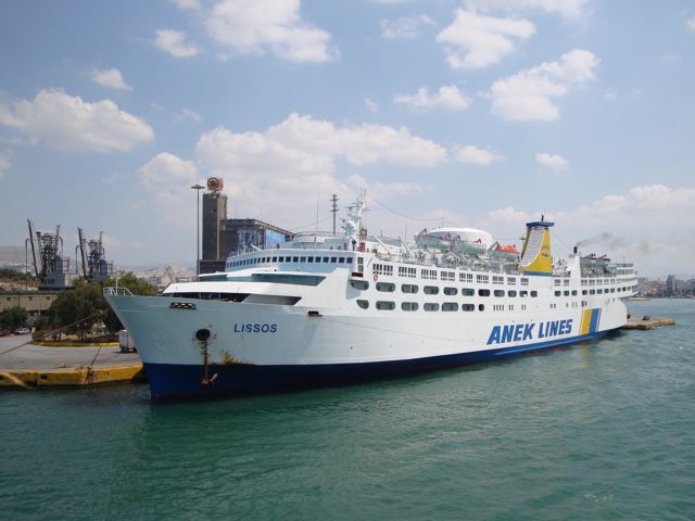 Pireaus, ferry