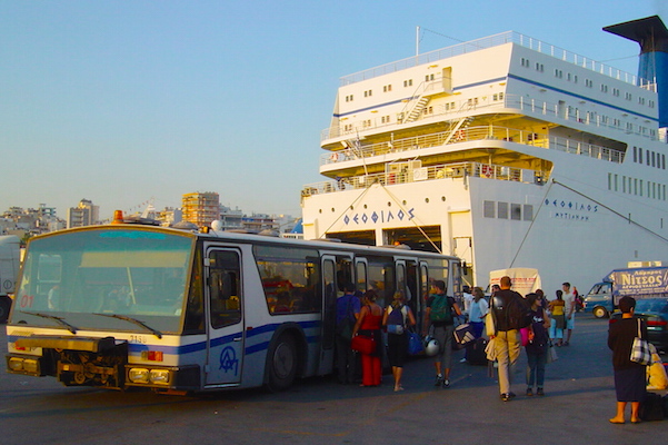 Pireaus ferry shuttle