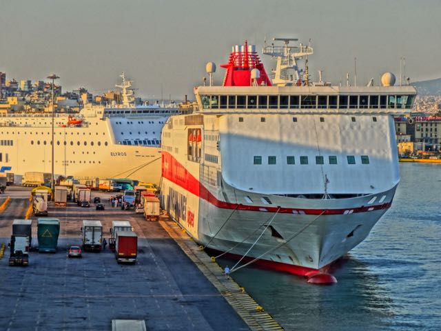 Crete ferry, Pireaus