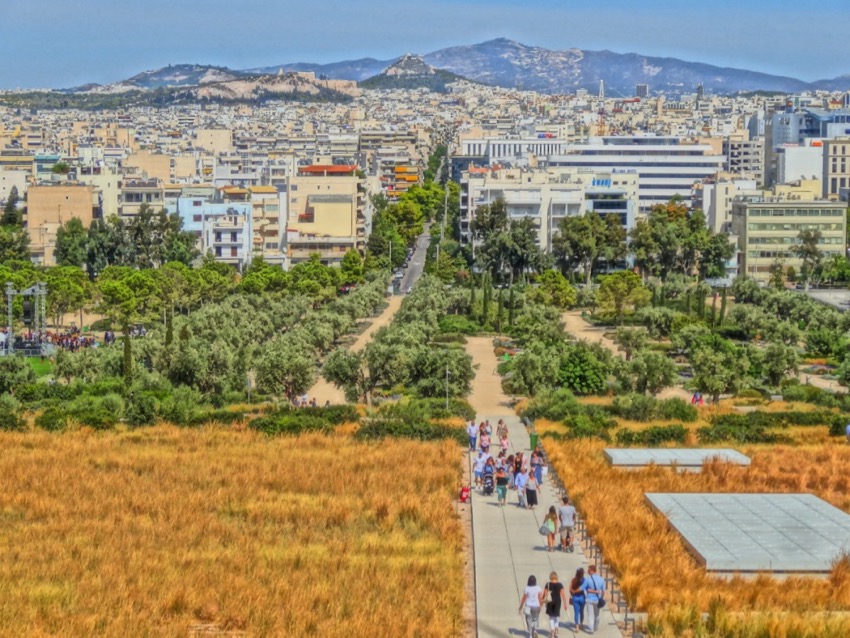 Niarchos Center park