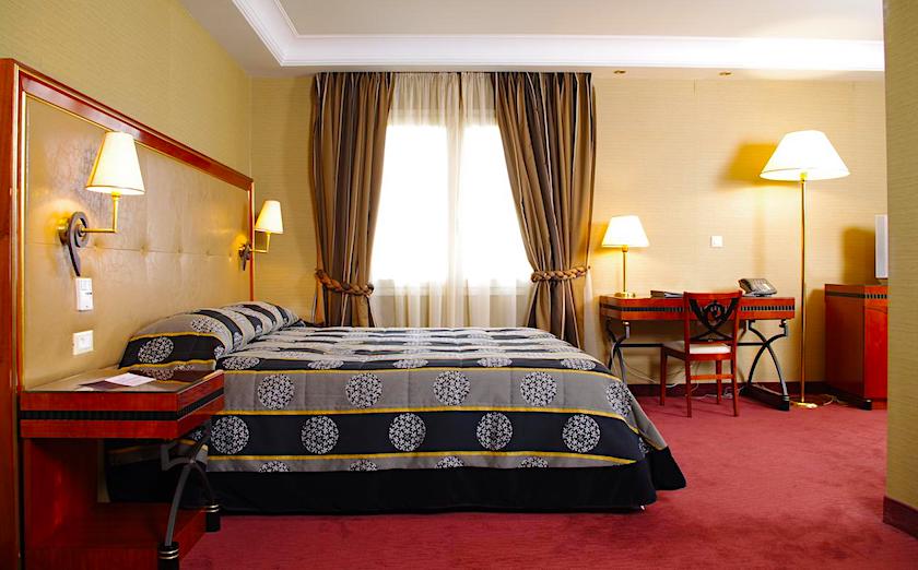 Pireaus Theoxenia Hotel